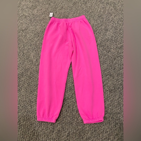 GAP Hot Pink Sweatpants - Picture 2 of 3